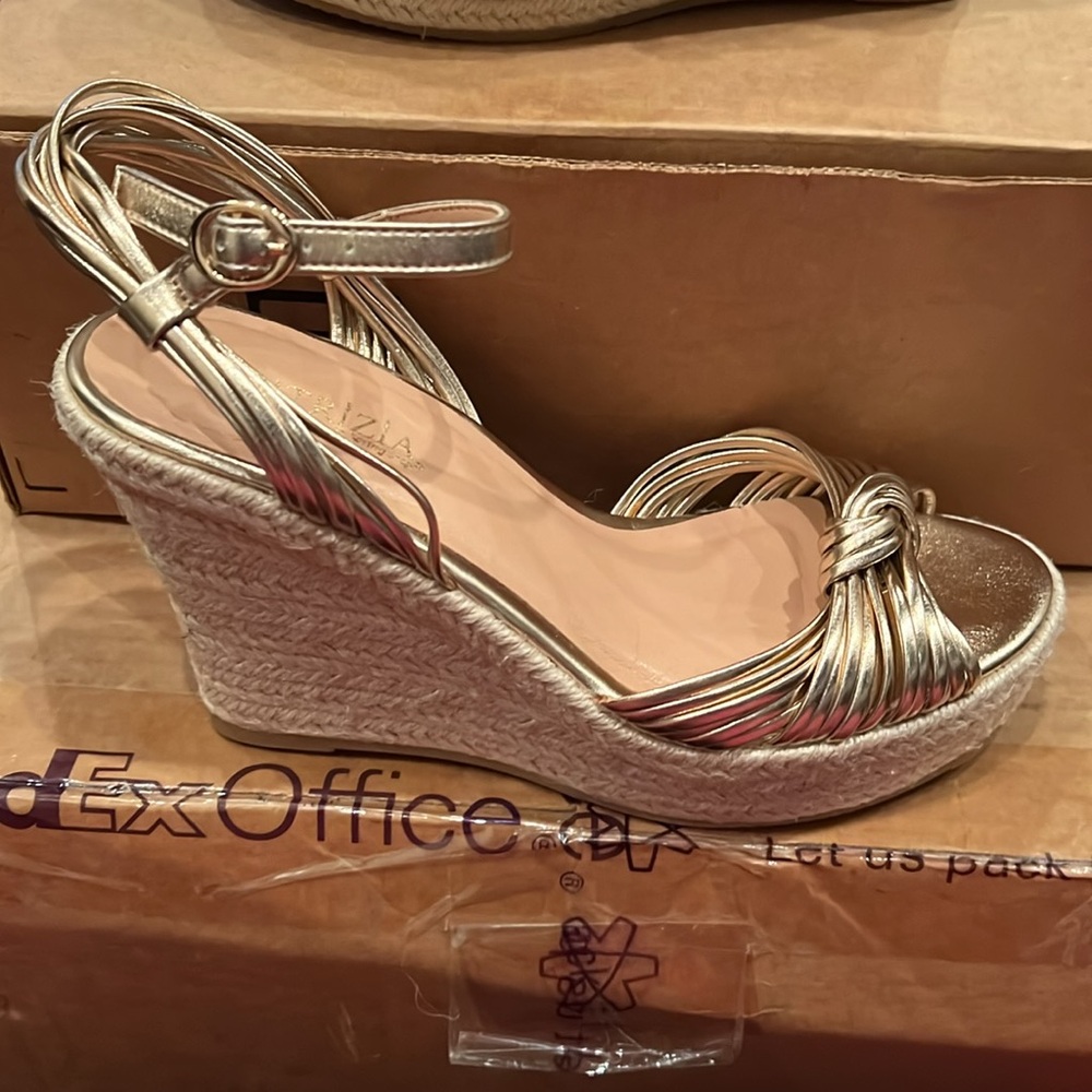 Patrizia Delena Wedge Sandals in Champagne Sz 38 NEW